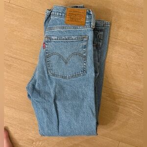 Levi's Light Blue wedgie jeans